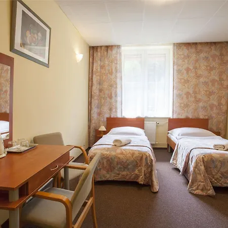 Gronie & Bike Station touristique 3*