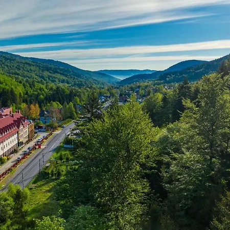 Gronie Ski&bike Ośrodek wypoczynkowy 3*